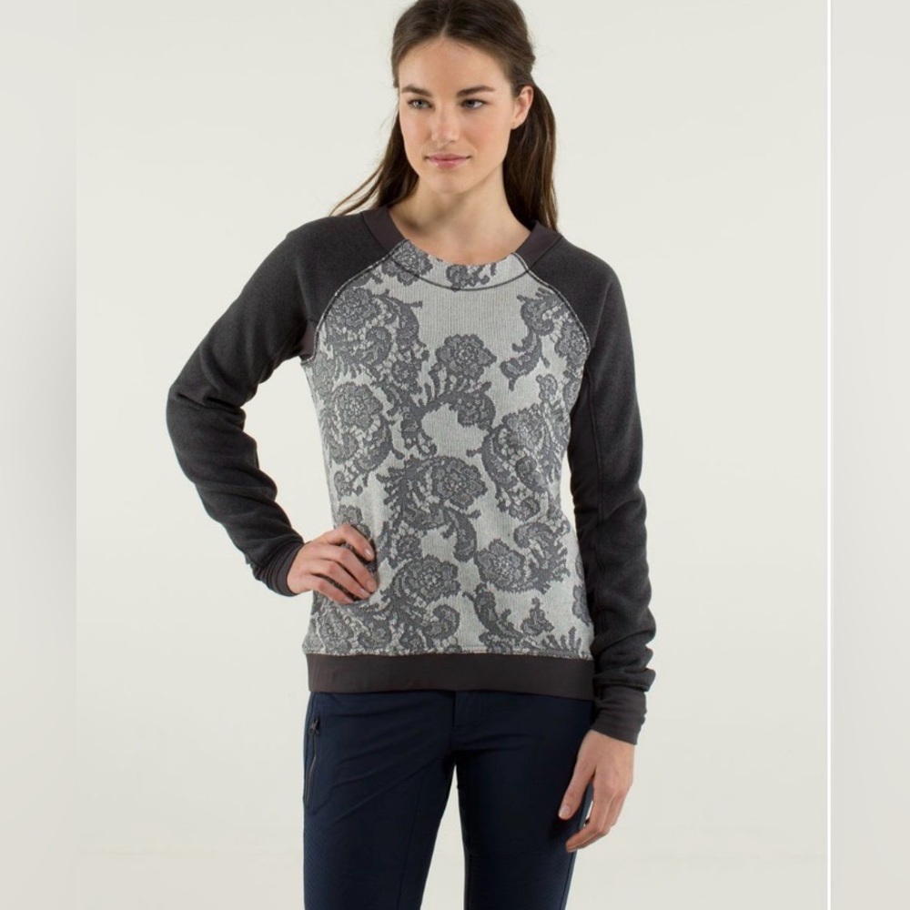 Lululemon Fleet Street Pullover size‎ 6